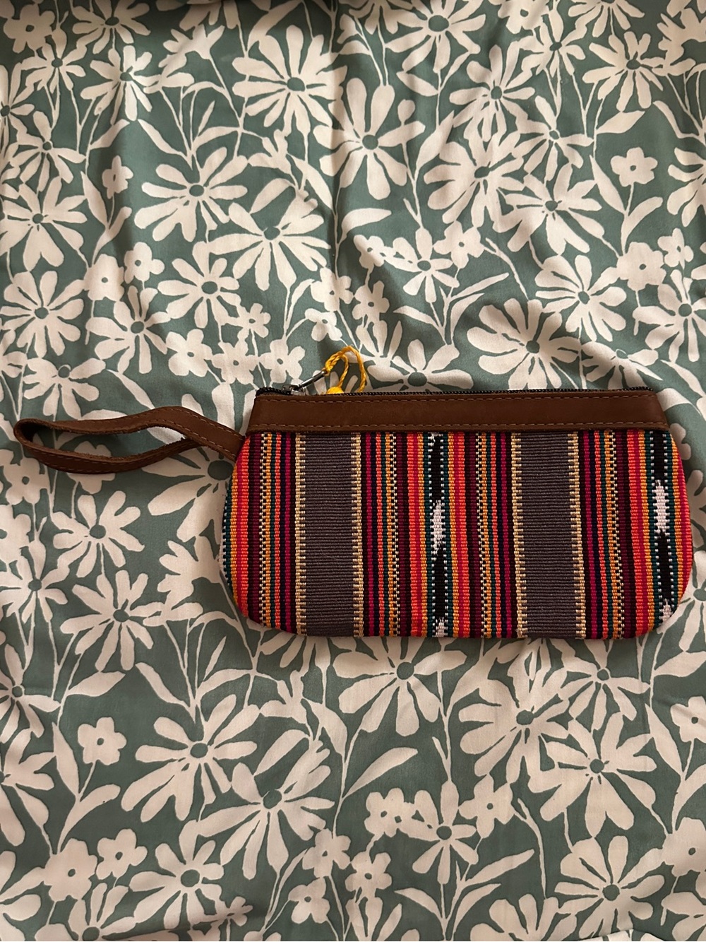 Nena & Co Striped in Wristlet Clutch in Multicolor